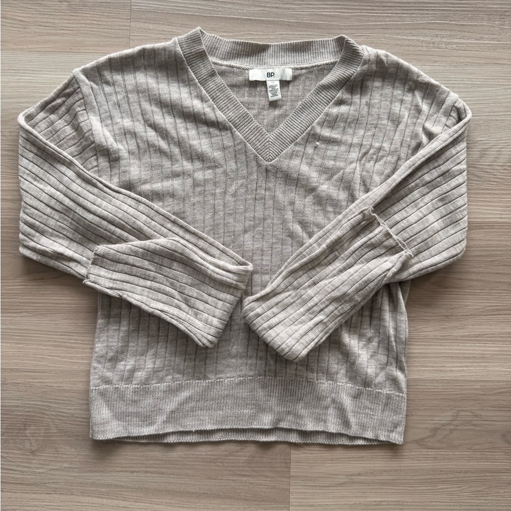 BP V-Neck Sweater in Light Gray